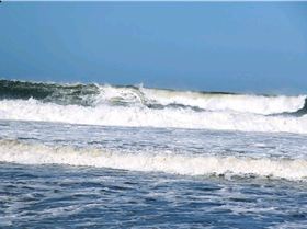 Big swell after heavy rain, 7m C4, UGD freewave