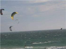 Kitesurfing