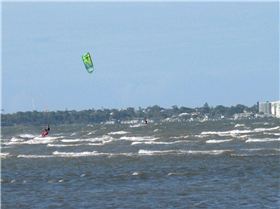 Kitesurfing
