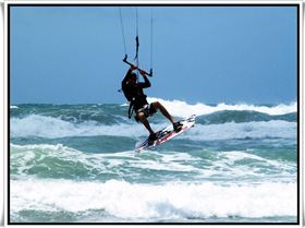 Kitesurfing