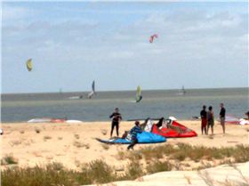 Kitesurfing