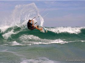 Kitesurfing
