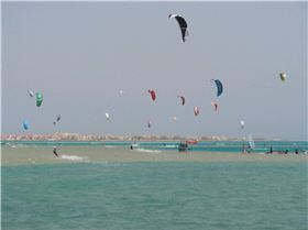 Kitesurfing