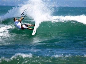 12m wave kiting...