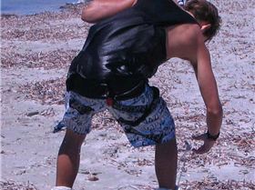 Whiteboots and kitie chicks