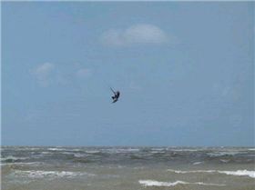 19 Strong winds and massive jumps