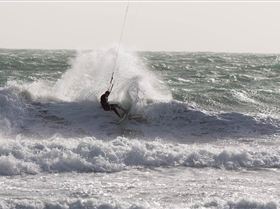 Kitesurfing