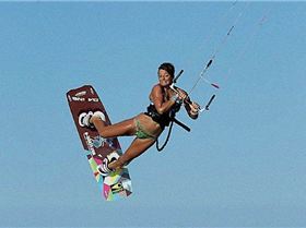 CHRISTELLE WIDE IMAGE I0307415 110568