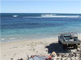 coros geraldton in a northerly