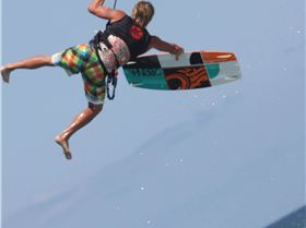 lennox head sunday  6 nov....kite expo.... c\o www.australiankiteboarding.com