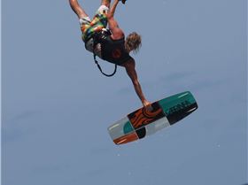 lennox head sunday  6 nov....kite expo.... c\o www.australiankiteboarding.com