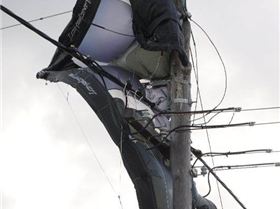 Kite up a power pole