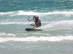 byron northerlies...... wind waves and fun.....