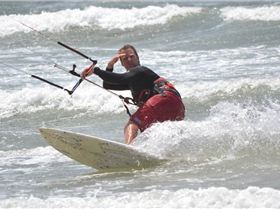 Kitesurfing