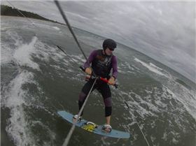 Kitesurfing at Mentone