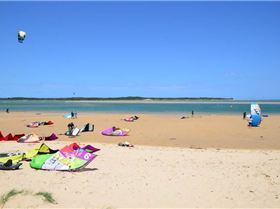Inverloch kitesurfing