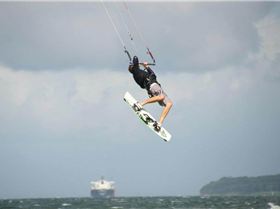 stu dennis 35 knts brighton sydney