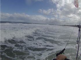 Kitesurfing at Hampton in 30 knot westerly