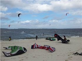 Kitesurfing