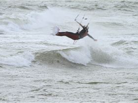 Kitesurfing