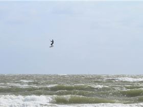 Kitesurfing