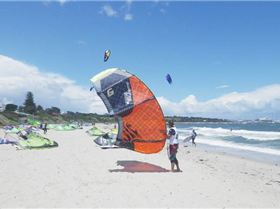 Kite racing at Hampton in 30+ knots
