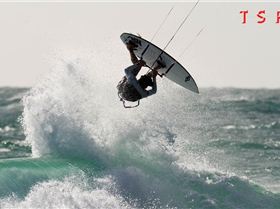 Kitesurfing (2a)17.02