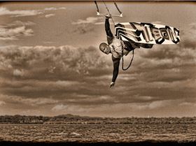 Kitesurfing