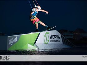 Ewan Jaspan www.kiterepublic.com.au