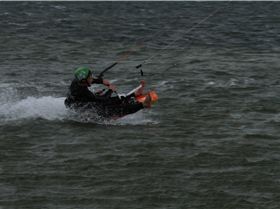 Kitesurfing