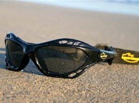 SeabreezeSunniesOnBeach