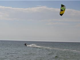 Kitesurfing
