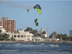 Kitesurfing St Kilda
