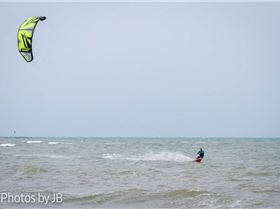 Adrenalin Naish Demo