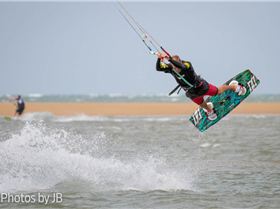 Adrenalin Naish Demo