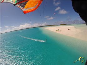 One Foot - Honeymoon islands DW