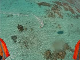 One Foot - Honeymoon islands DW