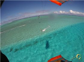 One Foot - Honeymoon islands DW