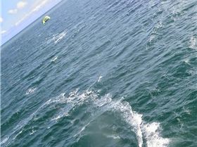 Kitesurfing Across The Bay 2015