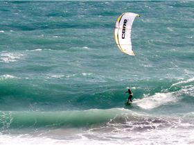 Kitesurfing