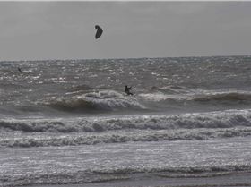 Kitesurfing