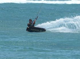 Kitesurfing