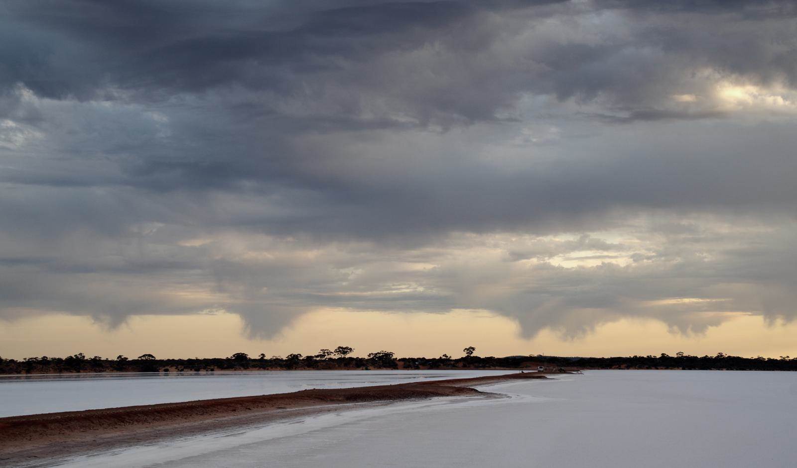 large 2 tornado alley jpg de4e33e86c4b4a8b77797e3d8430a516