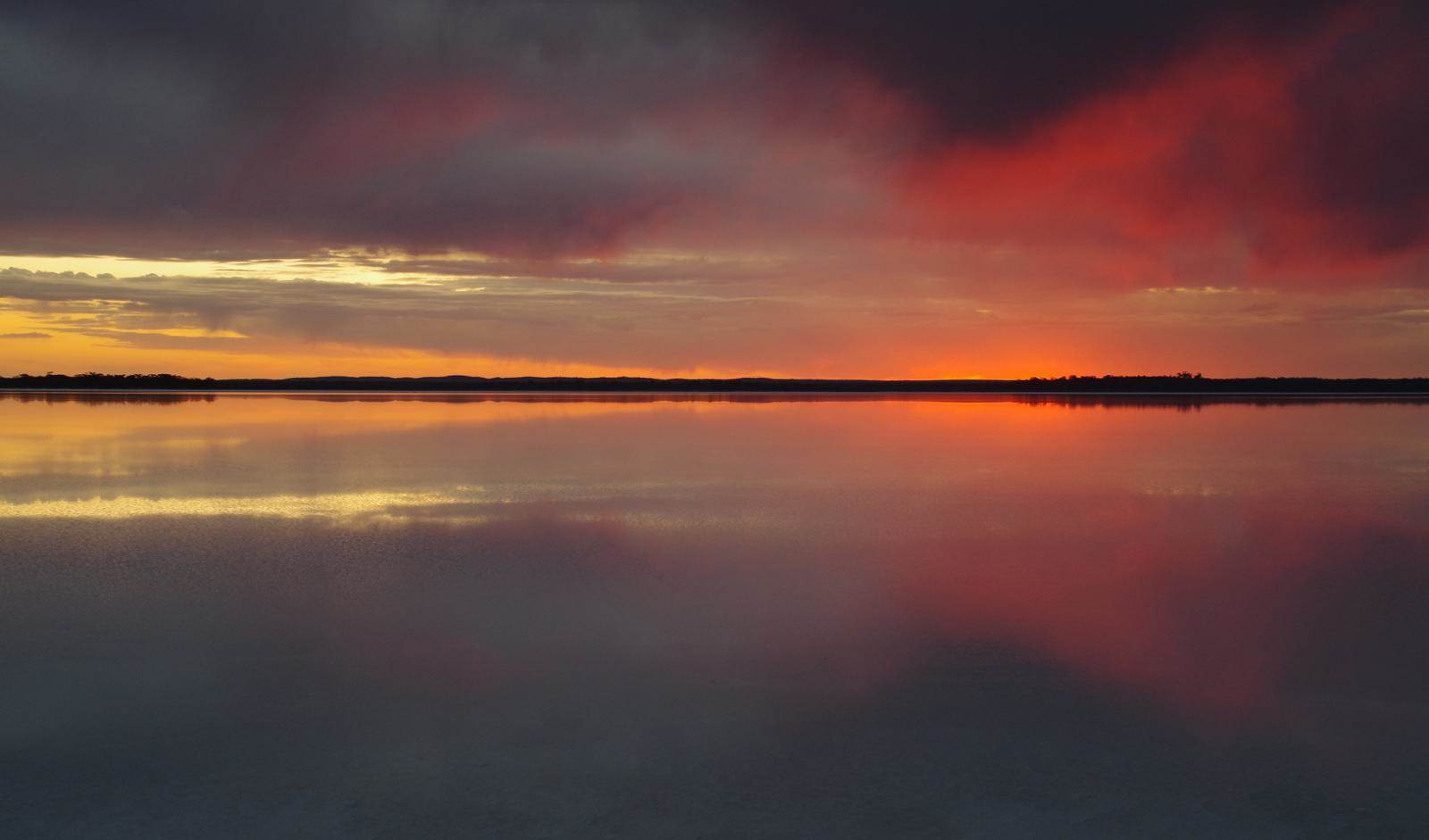 large Lefroy Sunset jpg 05f00553ed789327dd0df872e146cb5f