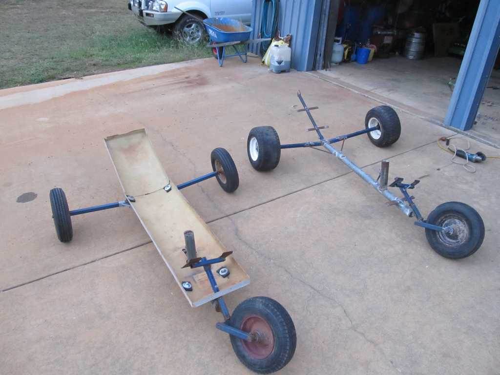 mudskipper and blue swimmer