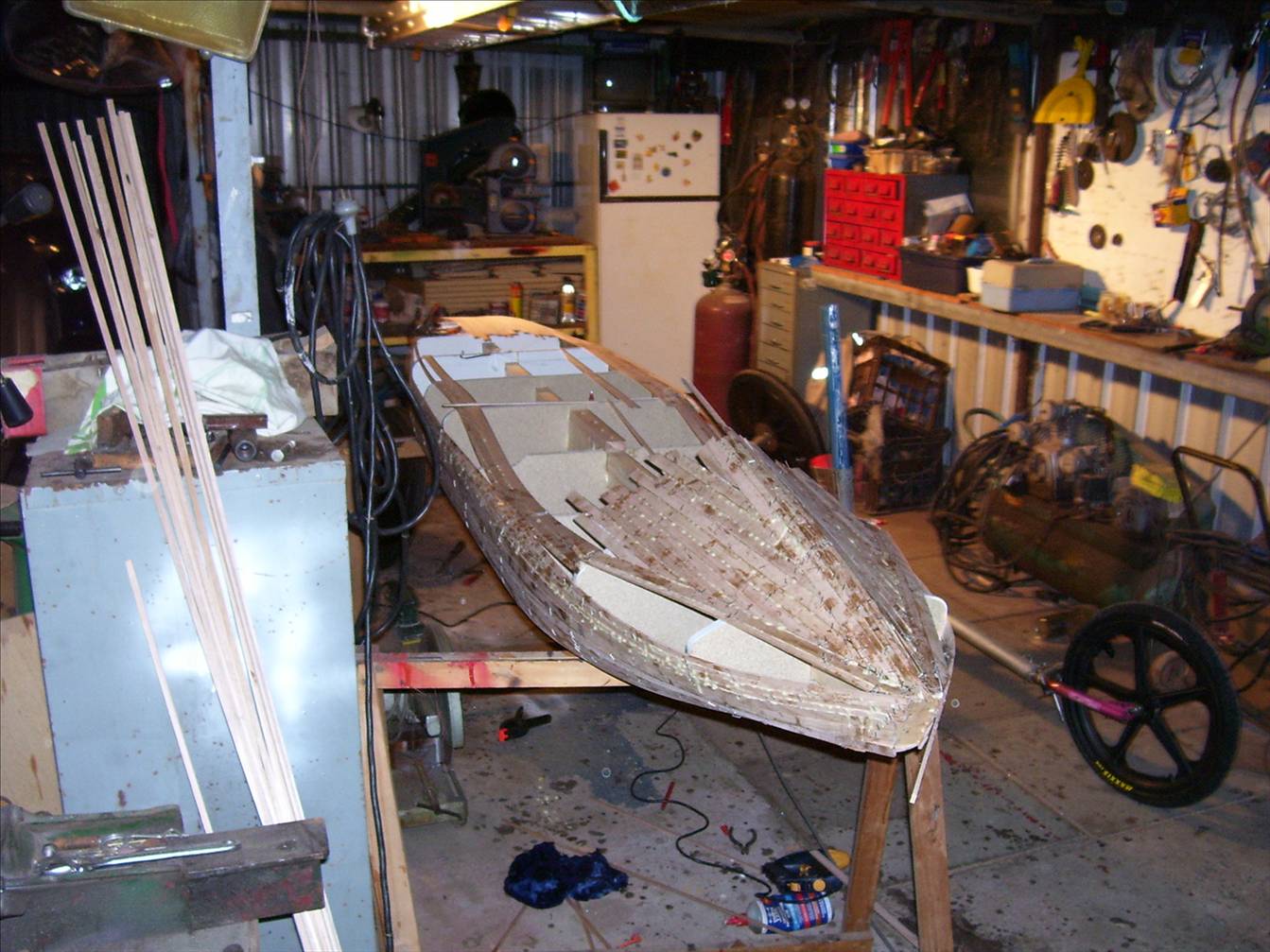 Making seat using wood strips (makes a light strong seat)