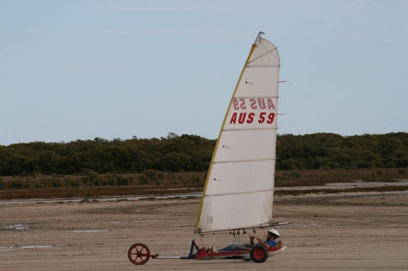 some land yachts at port gawler today sunday 6th April 2008