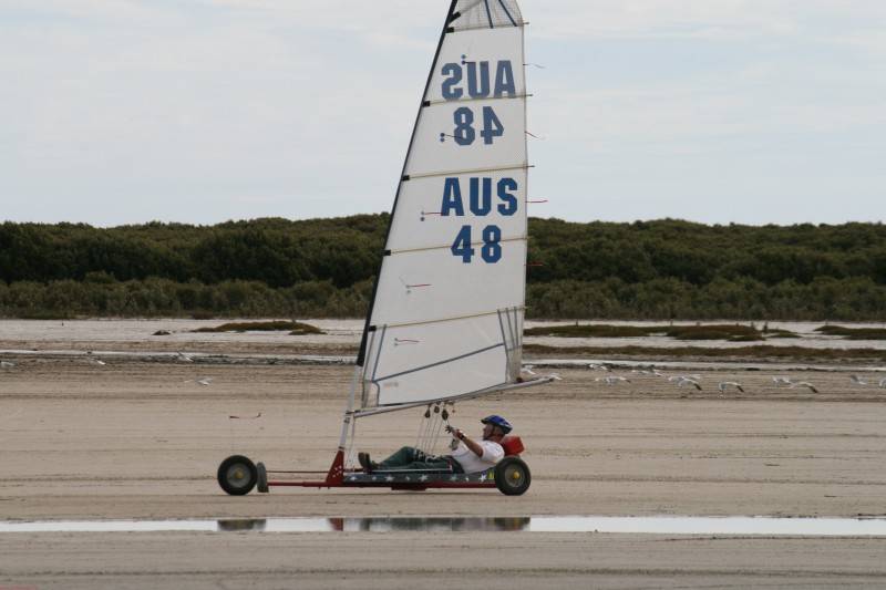 some land yachts at port gawler today sunday 6th April 2008