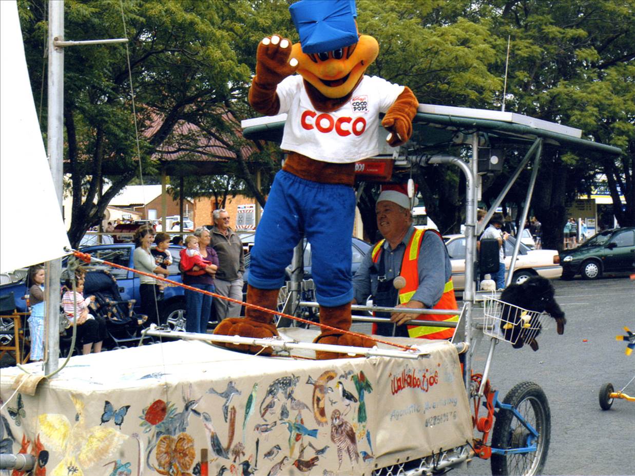 Xmas pagent Balaclava 2006 COCO rides