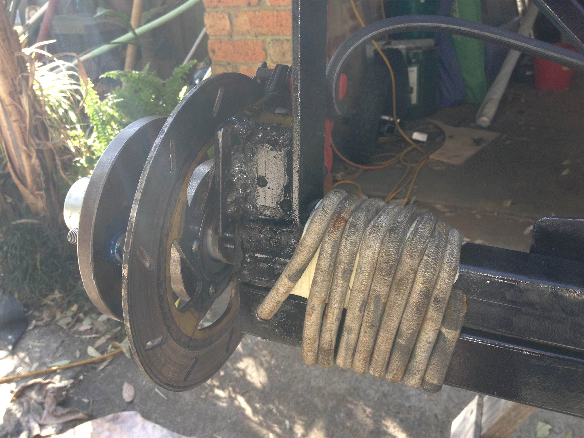 Rear Suspension with bungy cord wrap